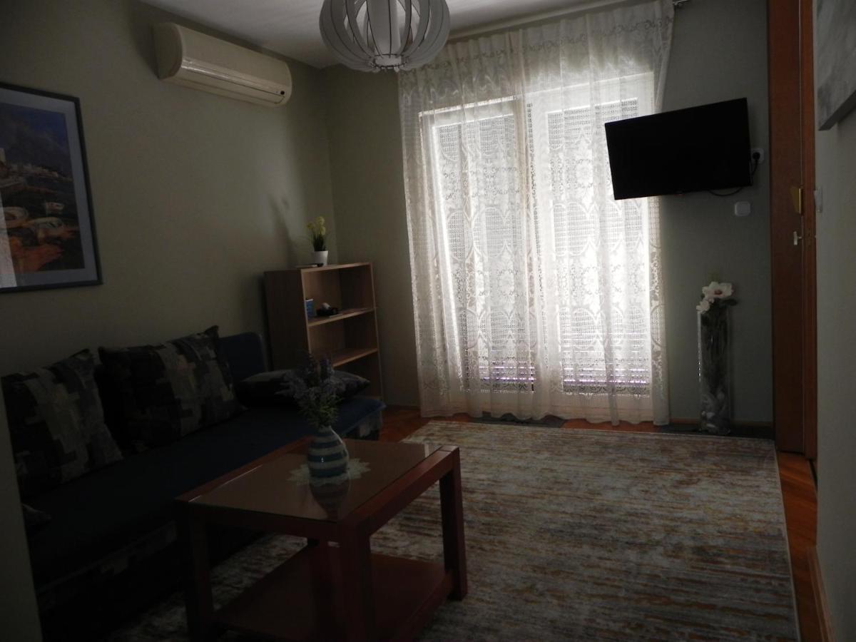Apartments Katalenic Selce Exterior foto