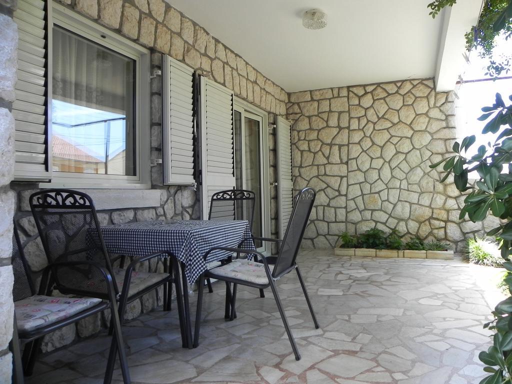 Apartments Katalenic Selce Exterior foto